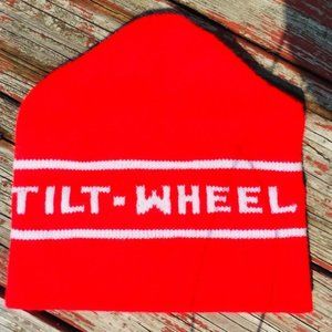 Tilt wheel 70s knit beanie hat